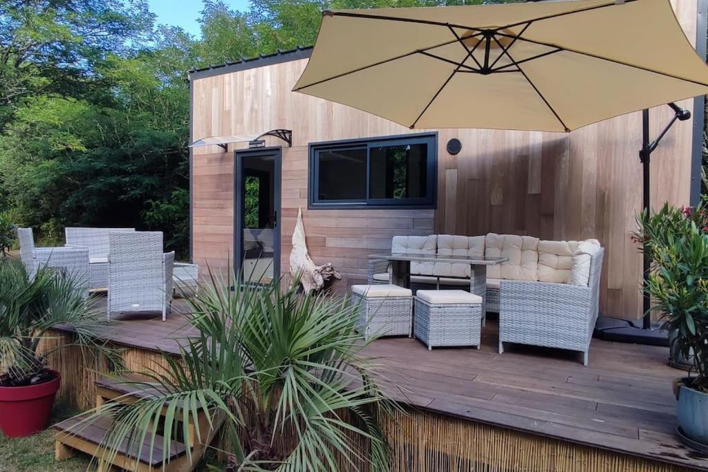 Tiny House Chez Caroline Gaillan-en-Médoc Exterior foto